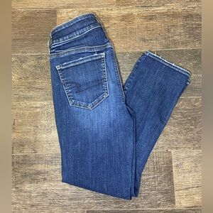 American Eagle Jeans. Size 4 Regular.